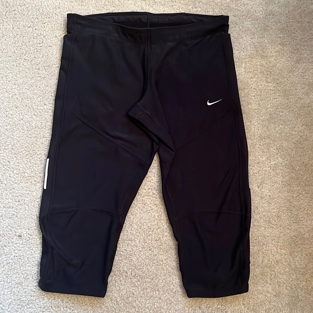 Nike Leggings- Women’s, Dri-fit, to knees